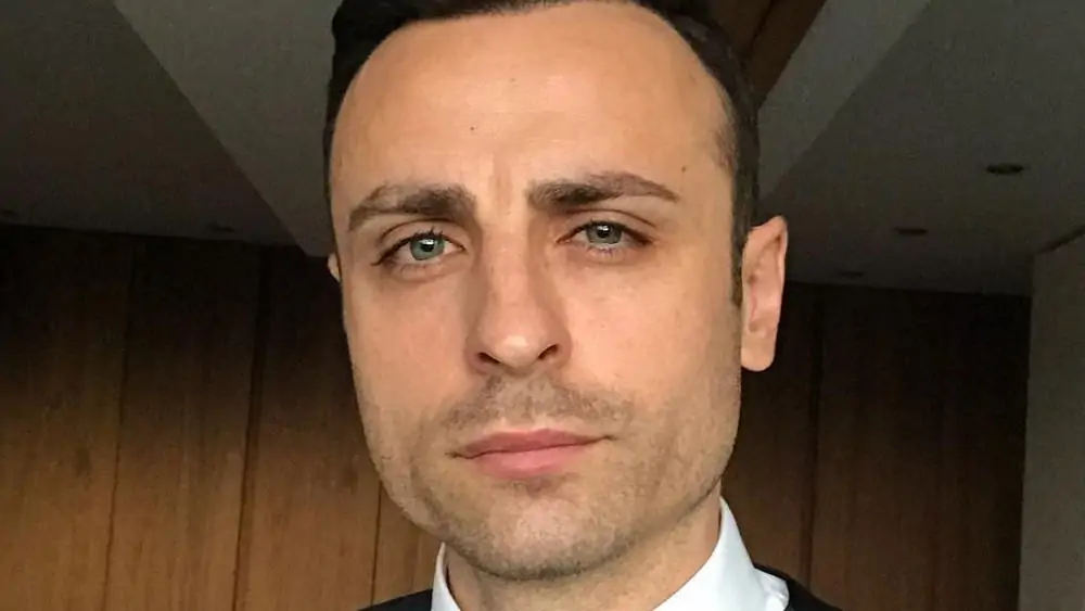 Bulgarian Men- Meeting, Dating, and More (LOTS of Pics) 4