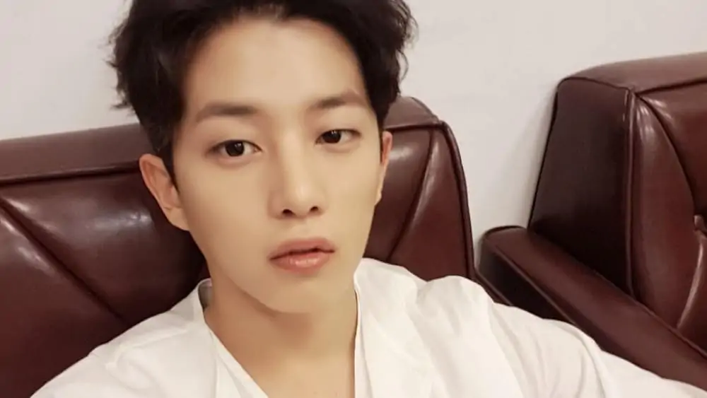 Korean Men - Meeting, Dating, and More (LOTS of Pics) 131
