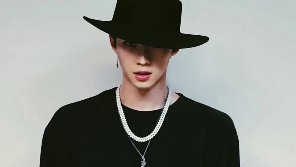 Korean Men - Meeting, Dating, and More (LOTS of Pics) 109