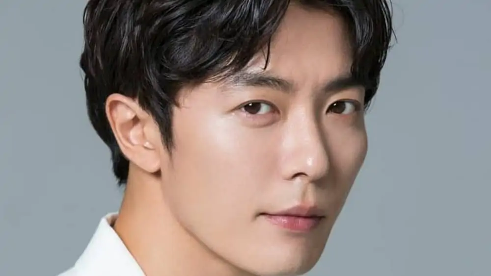 Korean Men - Meeting, Dating, and More (LOTS of Pics) 94