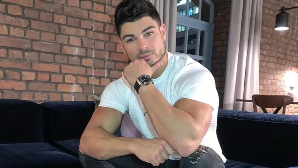 British Men- Meeting, Dating, and More (LOTS of Pics) 89