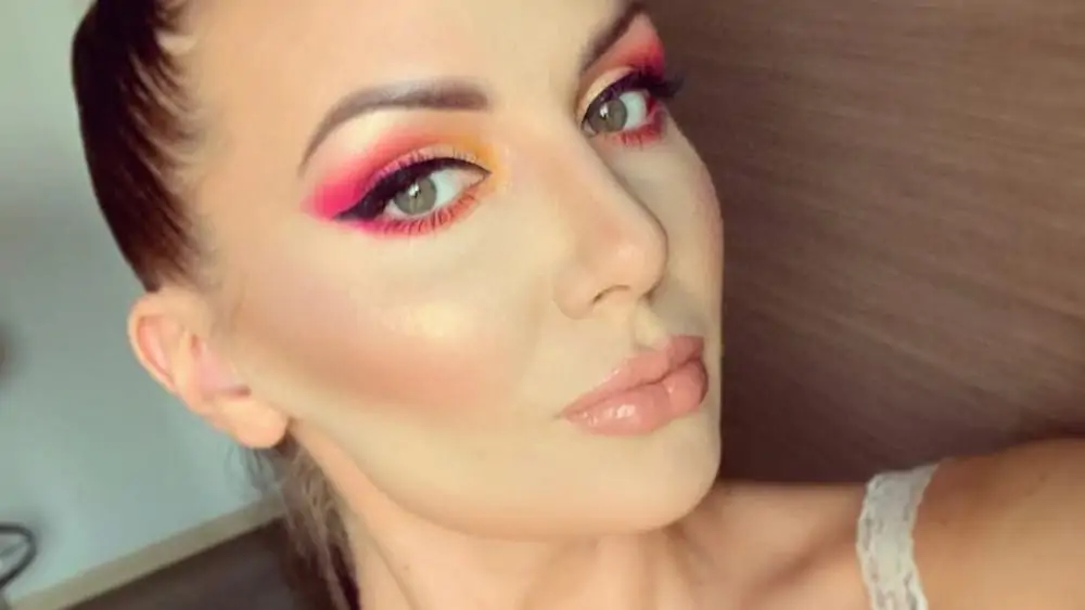 Lithuanian Women: Meeting, Dating, and More (LOTS of Pics) 76