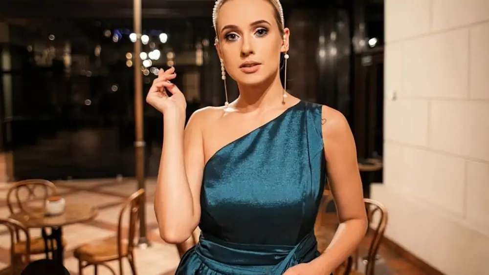 Lithuanian Women: Meeting, Dating, and More (LOTS of Pics) 82