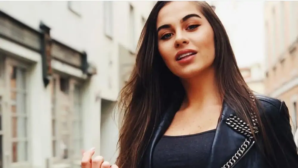 Lithuanian Women: Meeting, Dating, and More (LOTS of Pics) 84