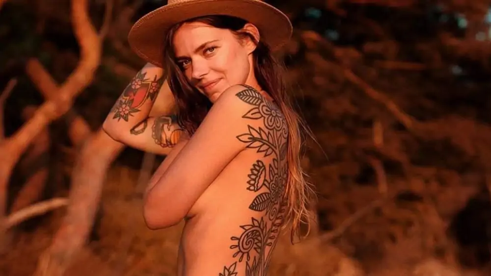Lithuanian Women: Meeting, Dating, and More (LOTS of Pics) 110