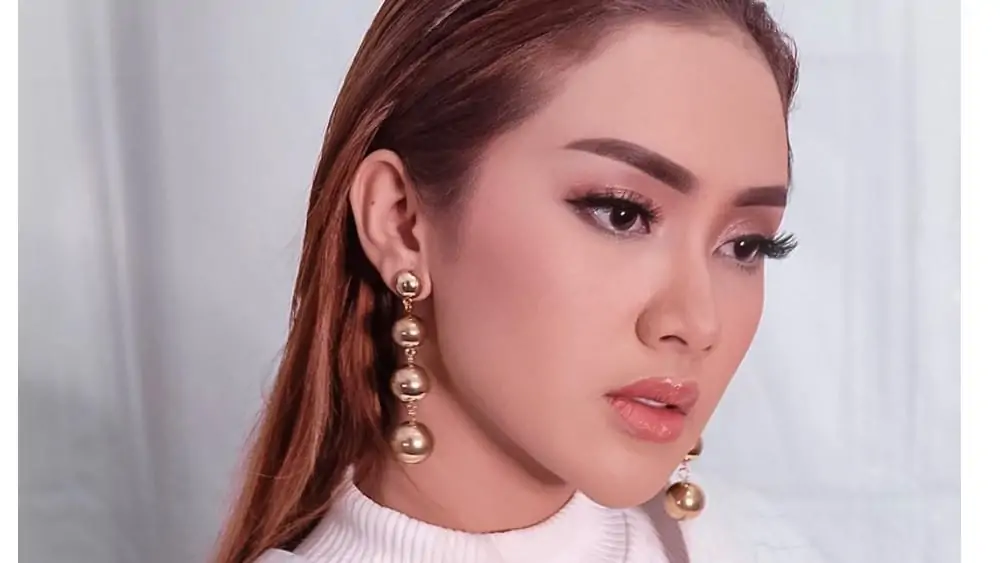 Indonesian Women - Meeting, Dating, and More (LOTS of Pics) 80