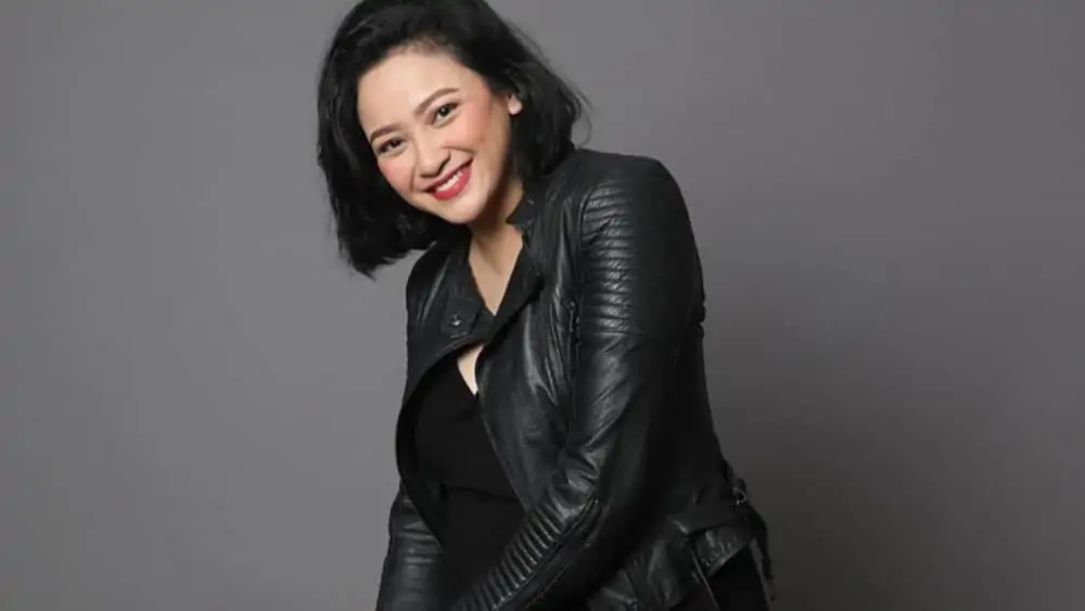 Indonesian Women - Meeting, Dating, and More (LOTS of Pics) 99