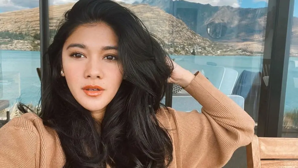 Indonesian Women - Meeting, Dating, and More (LOTS of Pics) 112