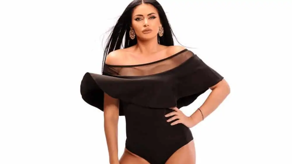 European Women: Meeting, Dating, and More (LOTS of Pics) 105