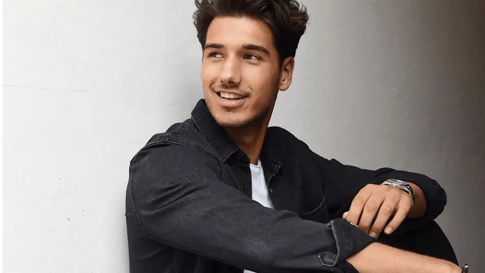 European Men- Meeting, Dating, and More (LOTS of Pics) 73