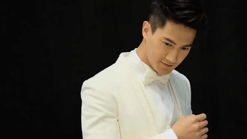 Chinese Men- Meeting, Dating, and More (LOTS of Pics) 86