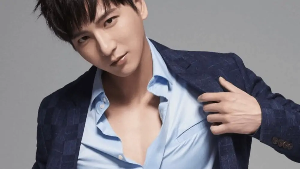 Chinese Men- Meeting, Dating, and More (LOTS of Pics) 95