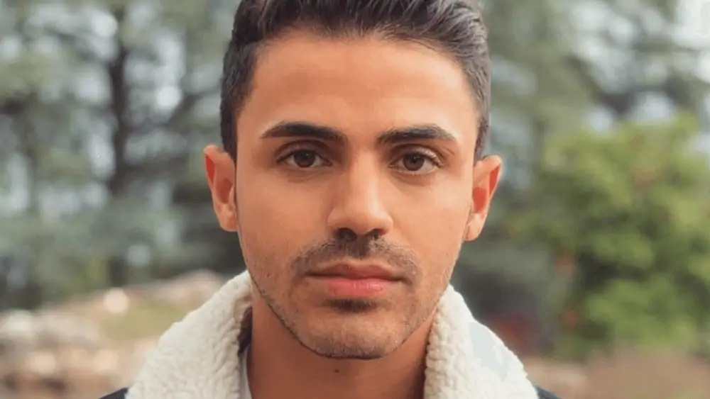 European Men- Meeting, Dating, and More (LOTS of Pics) 82