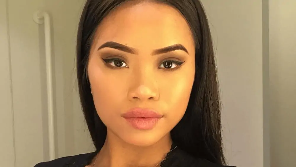 Australian Women – Meeting, Dating, and More (LOTS of Pics) 115