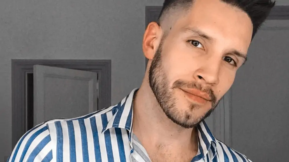 Argentinian Men – Meeting, Dating, and More (LOTS of Pics) 94