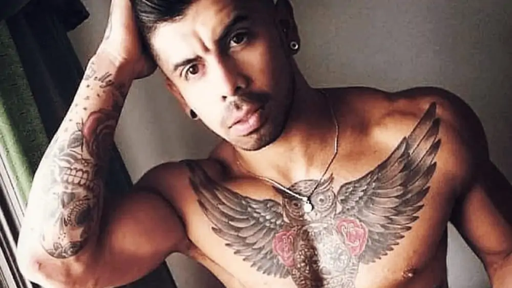 Argentinian Men – Meeting, Dating, and More (LOTS of Pics) 95