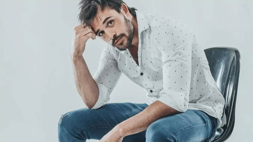 Argentinian Men – Meeting, Dating, and More (LOTS of Pics) 74
