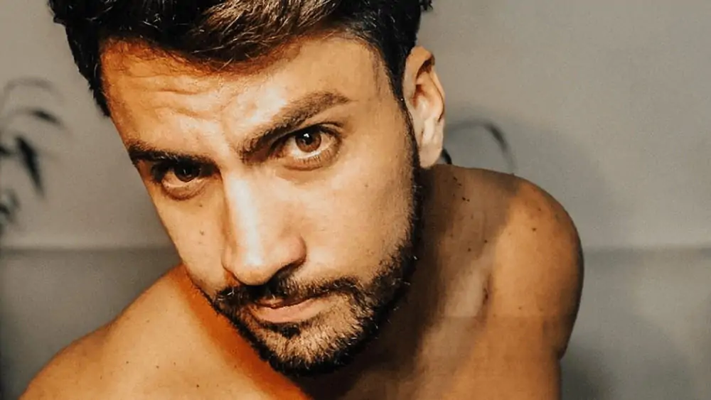 Argentinian Men – Meeting, Dating, and More (LOTS of Pics) 82