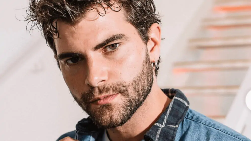 Argentinian Men – Meeting, Dating, and More (LOTS of Pics) 57