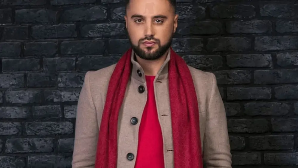 Armenian Men - Meeting, Dating, and More (LOTS of Pics) 30