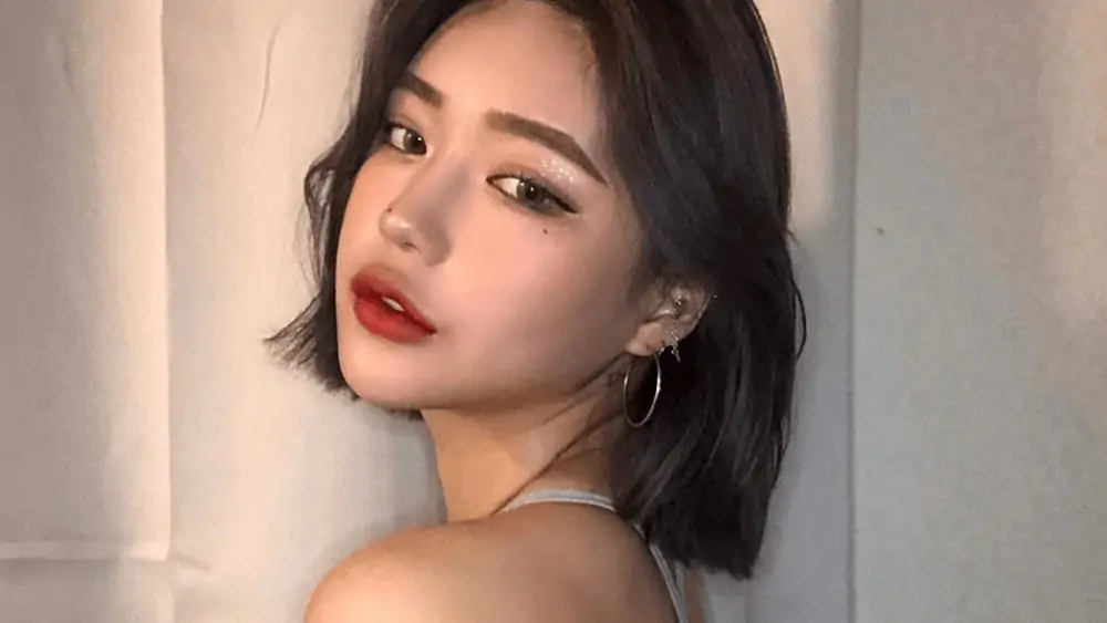 Korean Women – Meeting, Dating, and More (LOTS of Pics) 112
