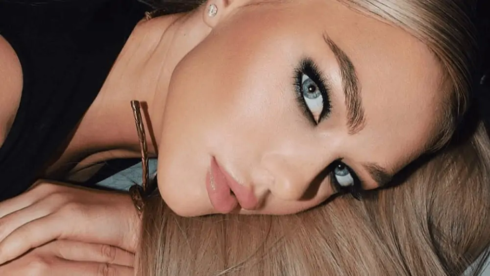 Slavic Women - Meeting, Dating, and More (LOTS of Pics) 57