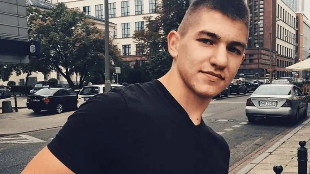 Slavic Men- Meeting, Dating, and More (LOTS of Pics) 91