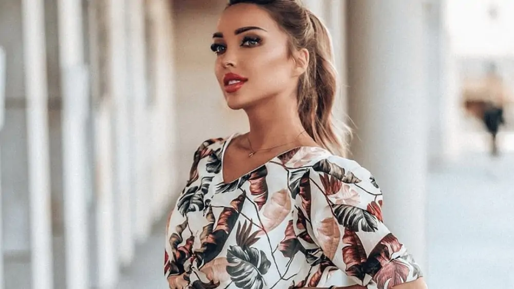 Slavic Women - Meeting, Dating, and More (LOTS of Pics) 103
