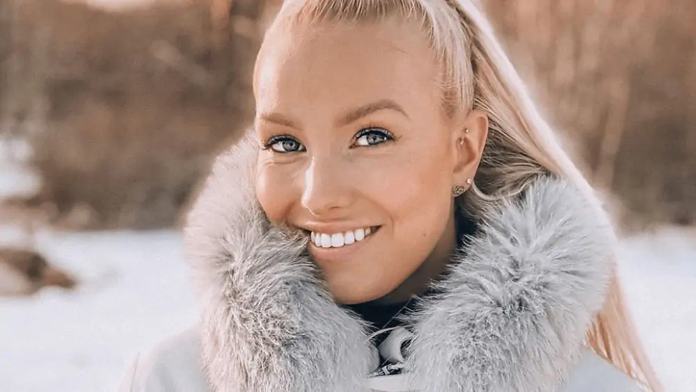 Icelandic Women – Meeting, Dating, and More (LOTS of Pics) 51