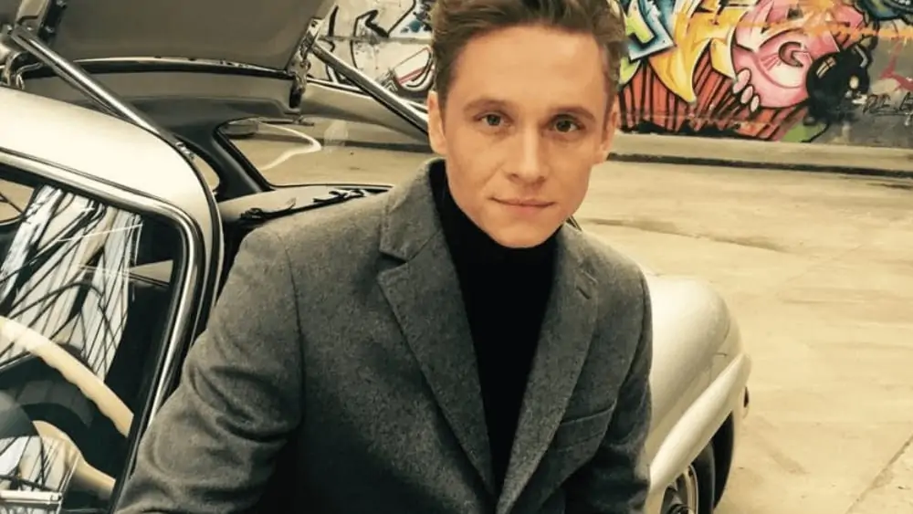 German Men - Meeting, Dating, and More (LOTS of Pics) 86