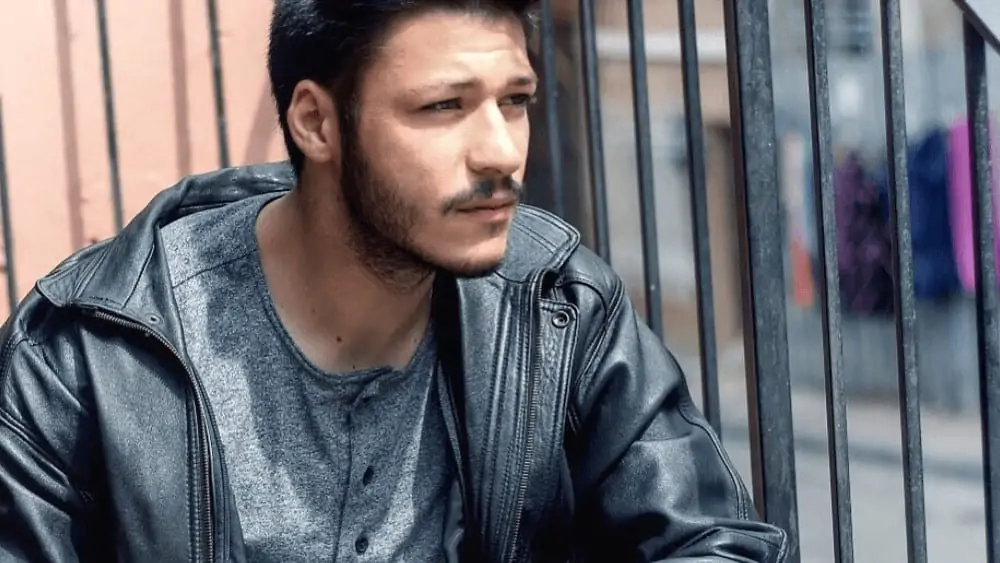 Turkish Men – Meeting, Dating, and More (LOTS of Pics) 94