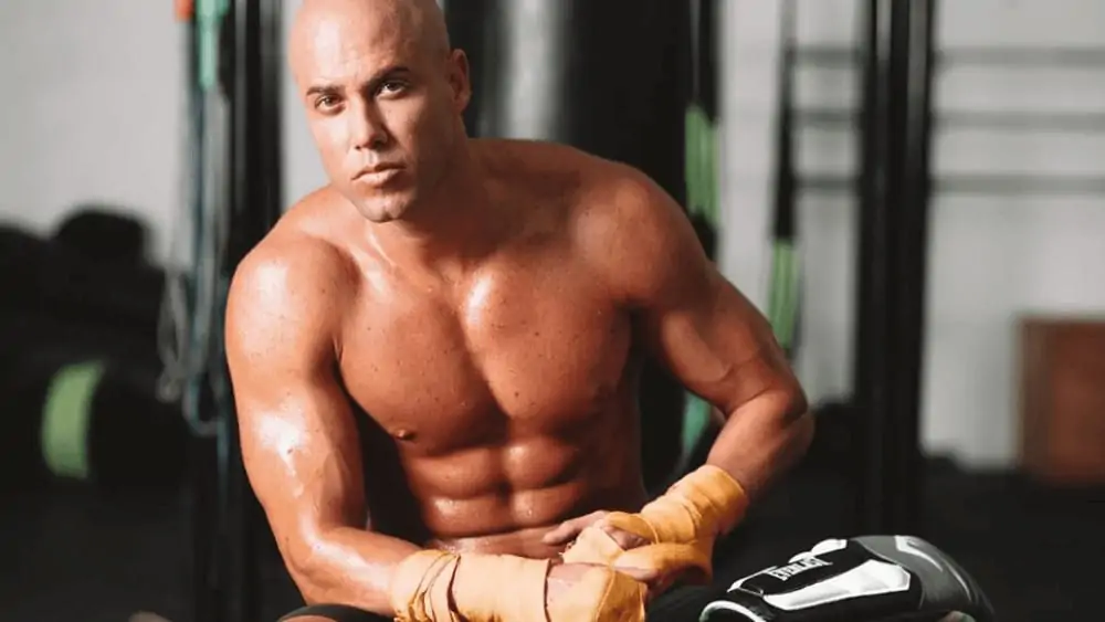 Spanish Men – Meeting, Dating, and More (LOTS of Pics) 97