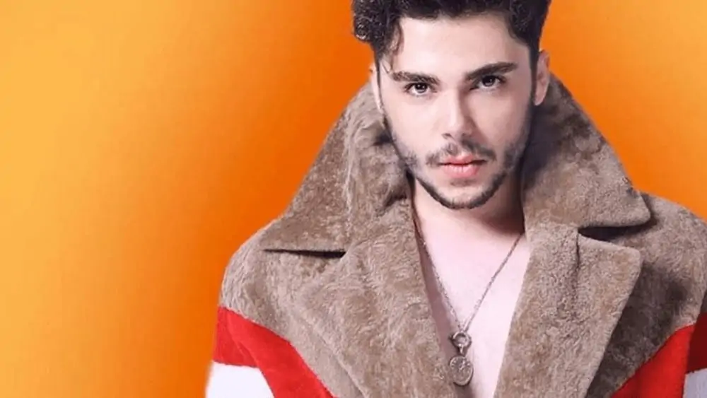 Turkish Men – Meeting, Dating, and More (LOTS of Pics) 108