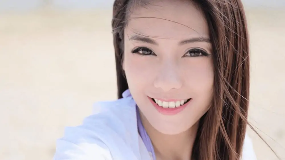 Chinese Women – Meeting, Dating, and More (LOTS of Pics) 80