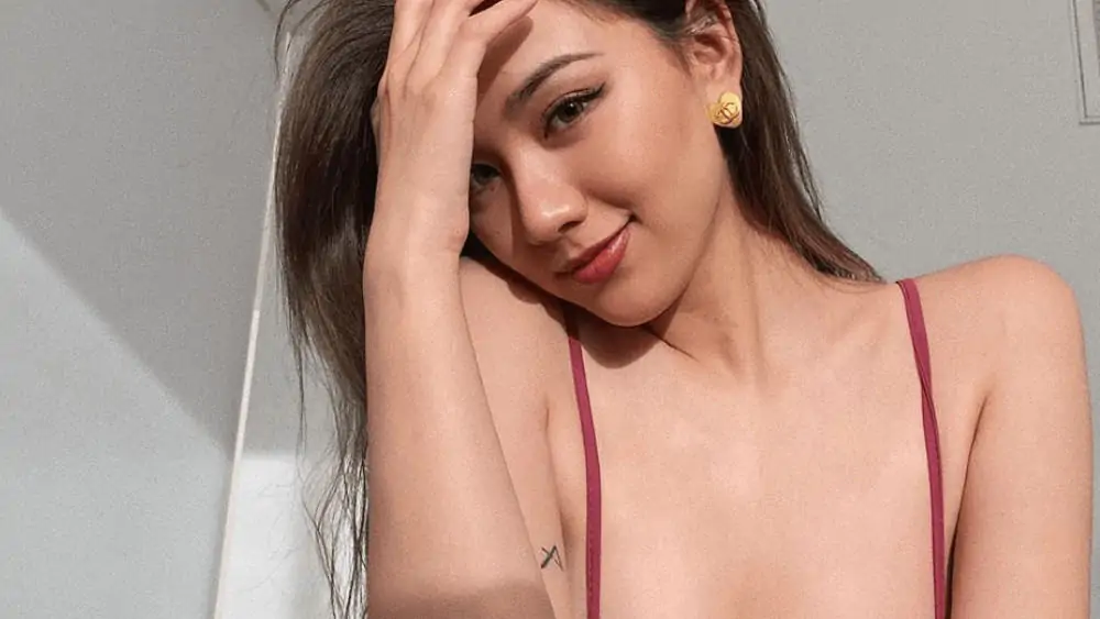 Chinese Women – Meeting, Dating, and More (LOTS of Pics) 81
