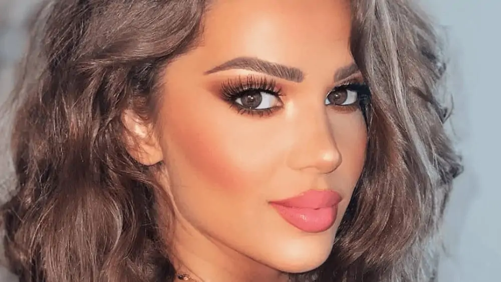 Turkish Women – Meeting, Dating, and More (LOTS of Pics) 96