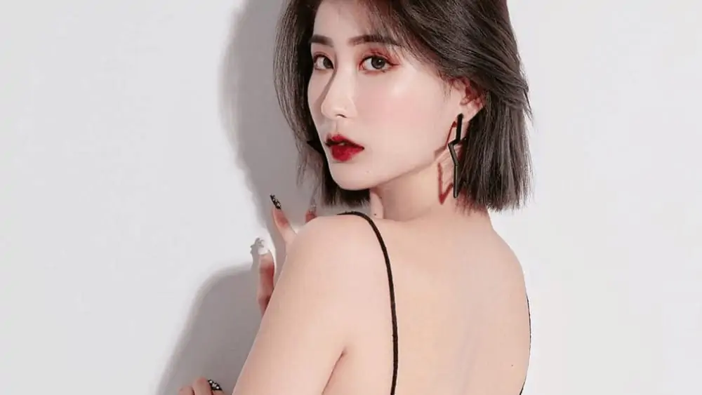 Chinese Women – Meeting, Dating, and More (LOTS of Pics) 96