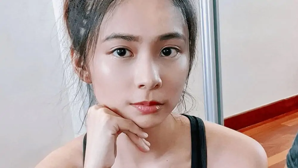 Chinese Women – Meeting, Dating, and More (LOTS of Pics) 109