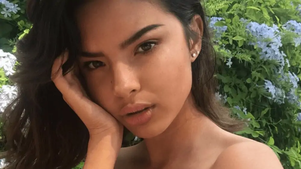 Chinese Women – Meeting, Dating, and More (LOTS of Pics) 111