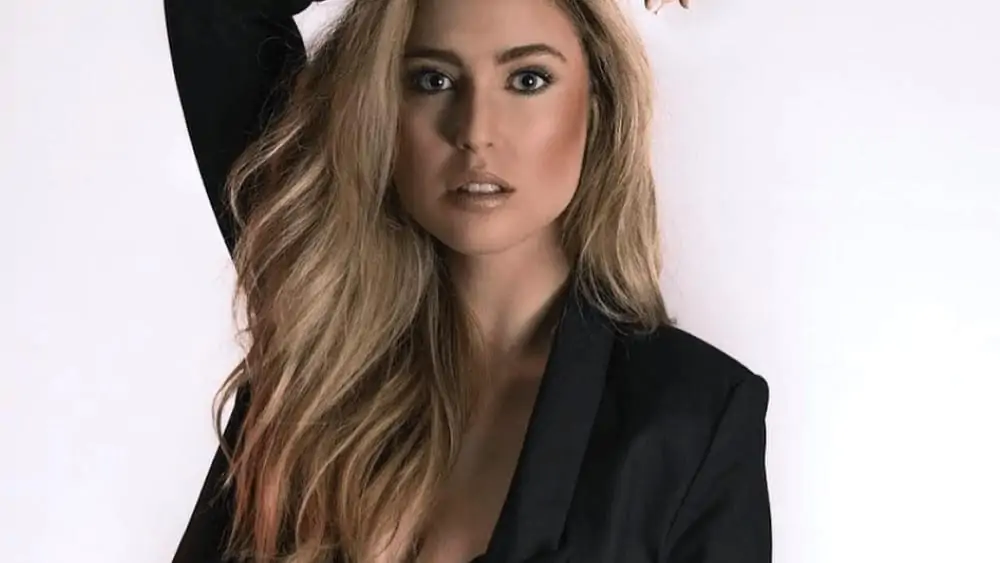 Irish Women - Meeting, Dating, and More (LOTS of Pics) 123