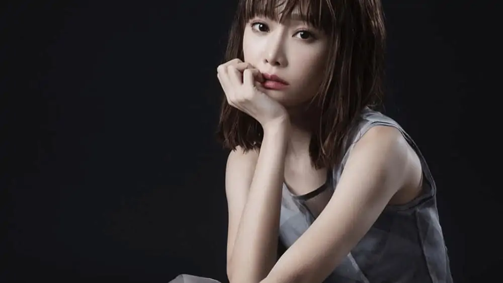 Chinese Women – Meeting, Dating, and More (LOTS of Pics) 127