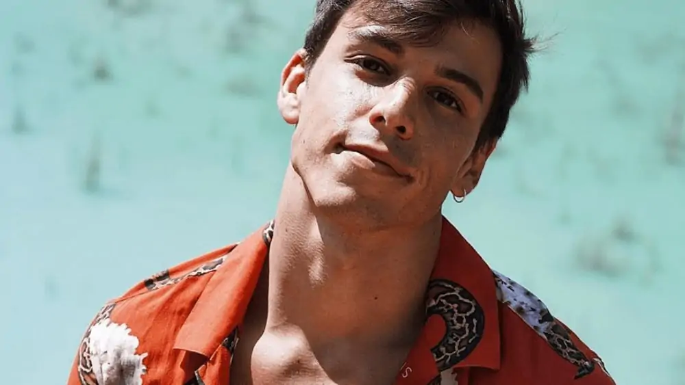 Mexican Men – Meeting, Dating, and More (LOTS of Pics) 74