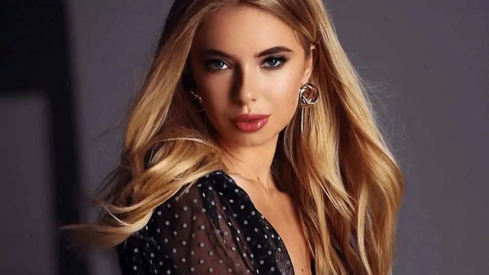 Ukrainian Women – Meeting, Dating, and More (LOTS of Pics) 76