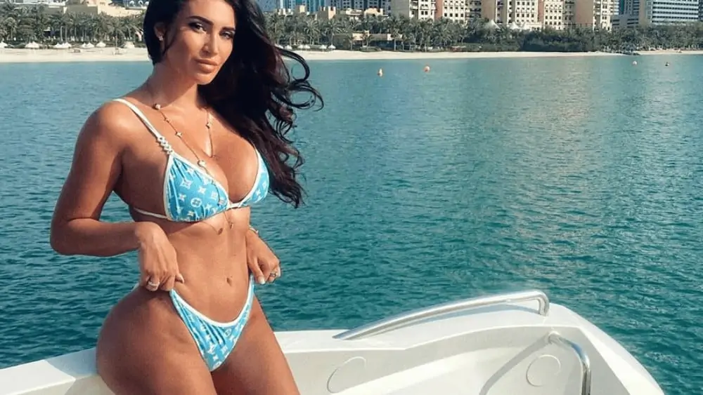 Ukrainian Women – Meeting, Dating, and More (LOTS of Pics) 88