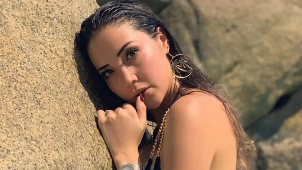 Cambodian Women – Meeting, Dating, and More (LOTS of Pics) 51