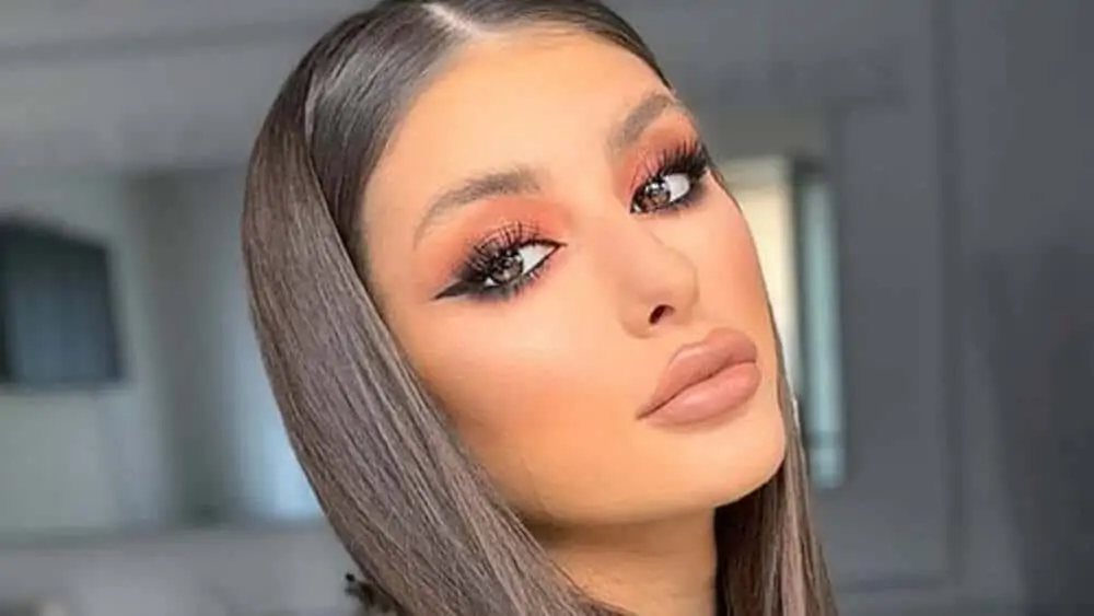 Romanian Women – Meeting, Dating, and More (LOTS of Pics) 77