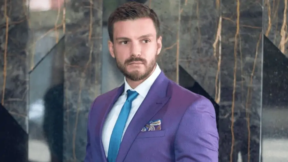 Romanian Men – Meeting, Dating, and More (LOTS of Pics) 85