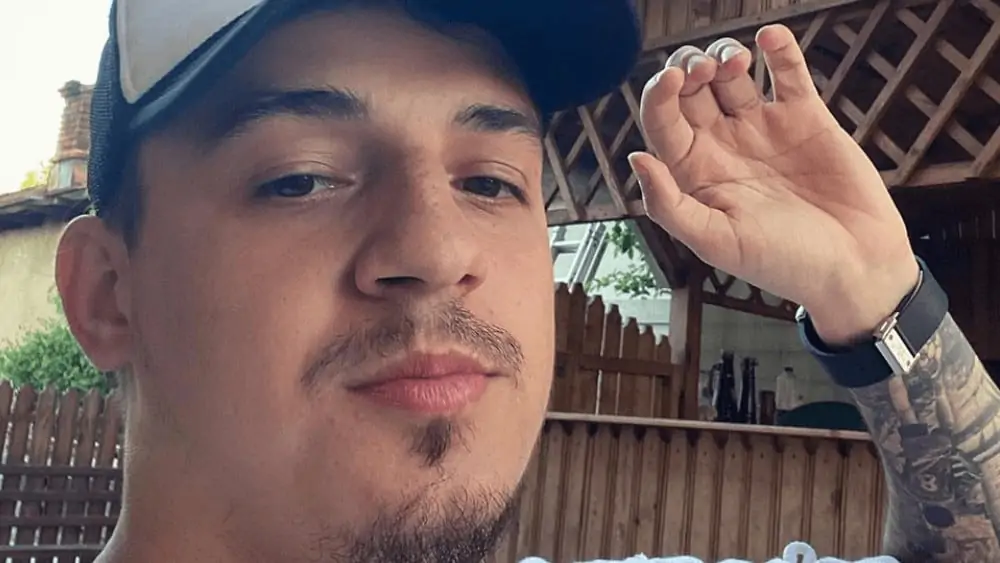 Romanian Men – Meeting, Dating, and More (LOTS of Pics) 80