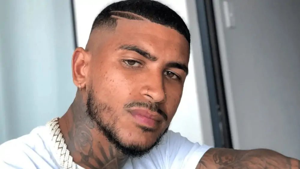 South African Men – Meeting, Dating, and More (LOTS of Pics) 74