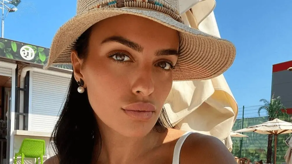 Serbian Women - Meeting, Dating, and More (LOTS of Pics) 105